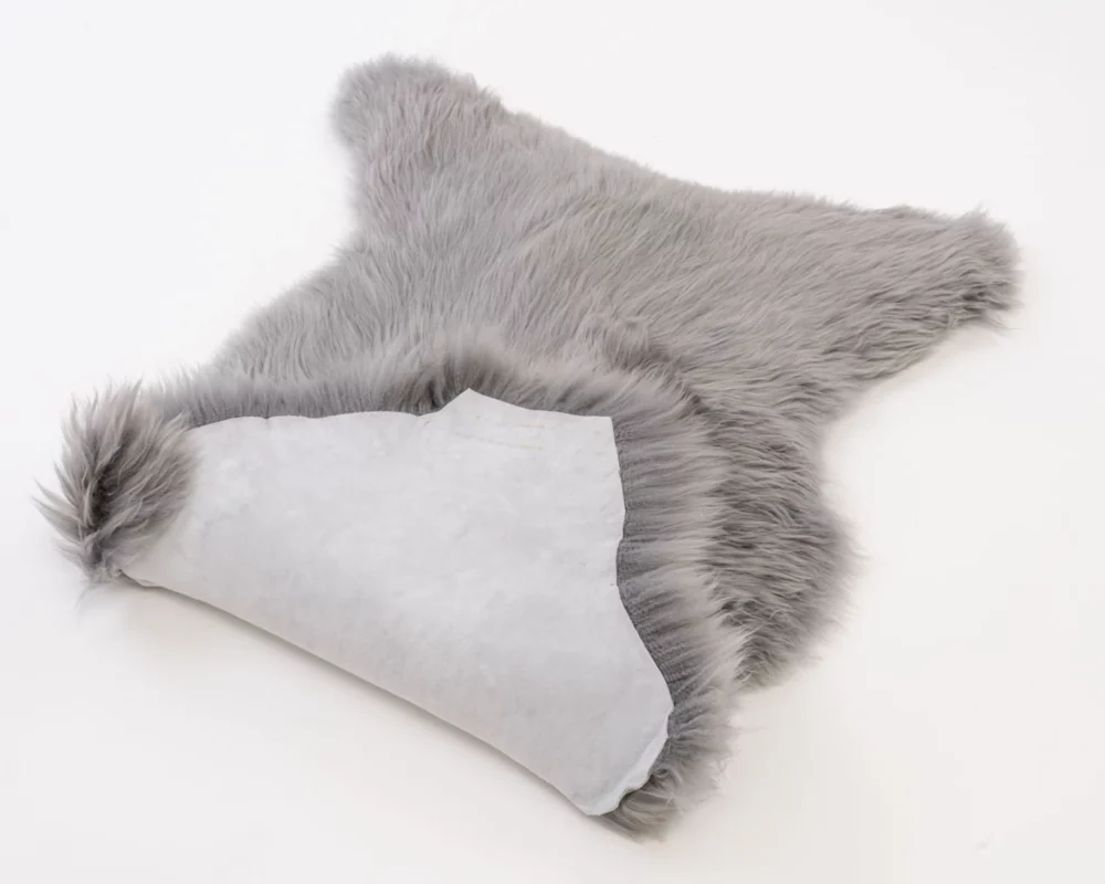 Sheepskin Rug – Dyed Silver 3