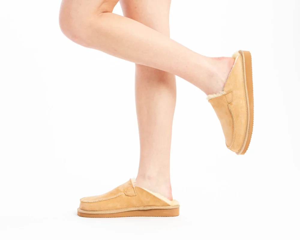 Warm Moccasin Slippers – Beige 2