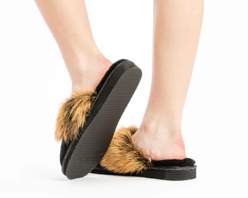 Women’s Leather Slippers – Insulated Dark 3