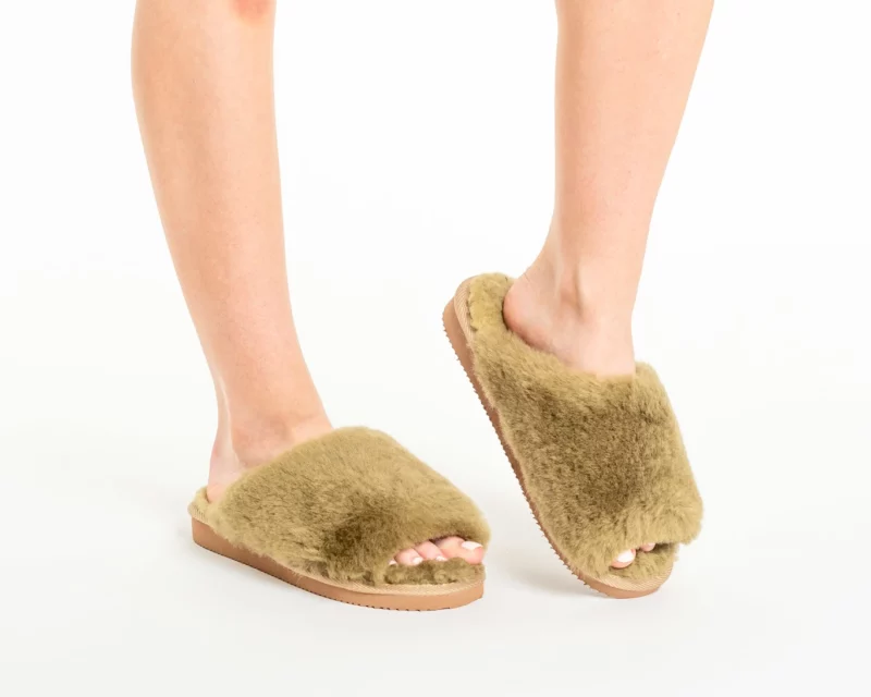 Warm Ladies Slippers – Olive