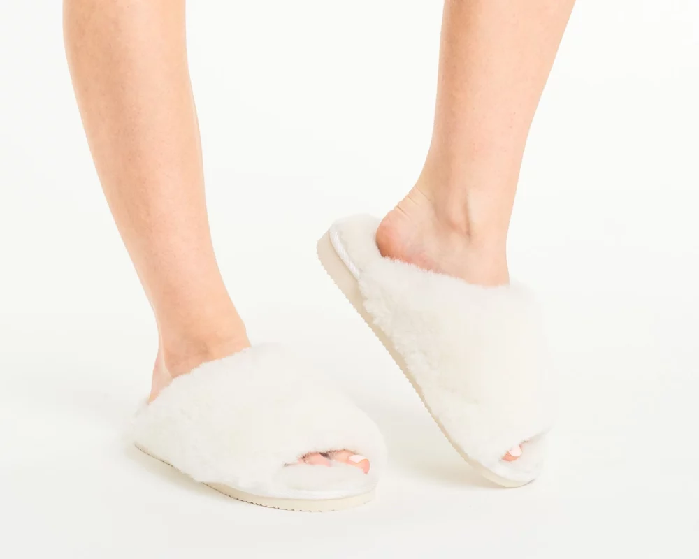Warm Ladies Slippers – White