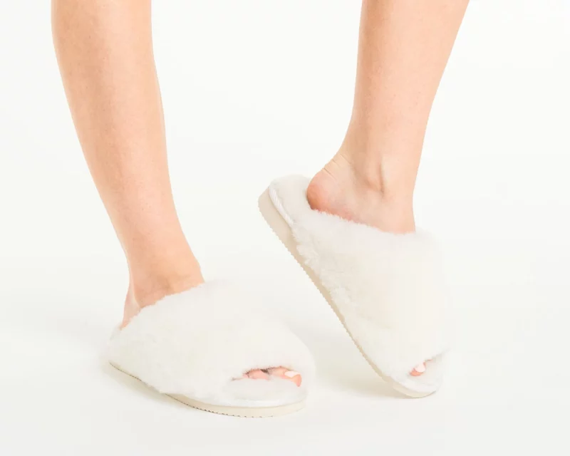 Warm Ladies Slippers – White