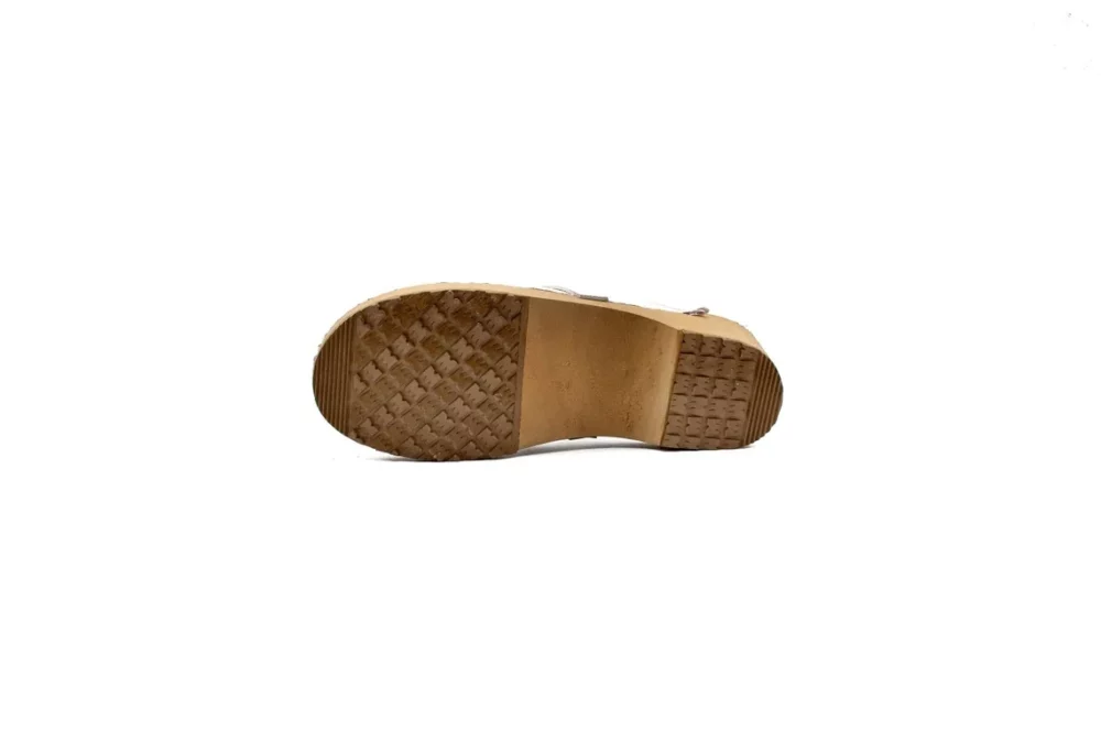 Medical Clogs – White 2