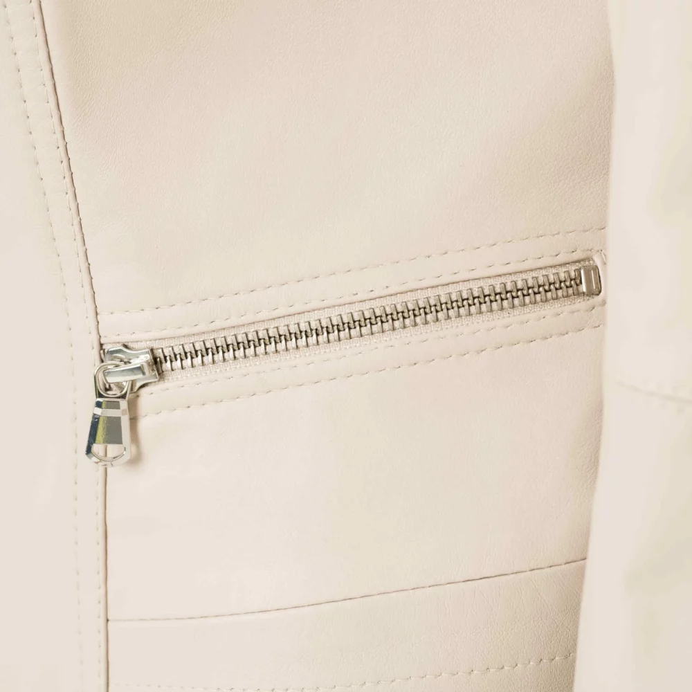 Women's Beige Leather Jacket - Chanel 2